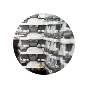 Nous vous réapprovisionnons en matières recyclées pour réduire vos coûts et votre impact.